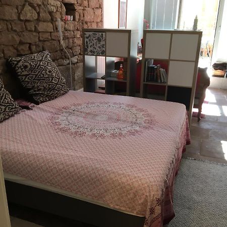 Moderne Wohnung Mit Studio In Bauernhausscheune Am See Biersdorf Buitenkant foto